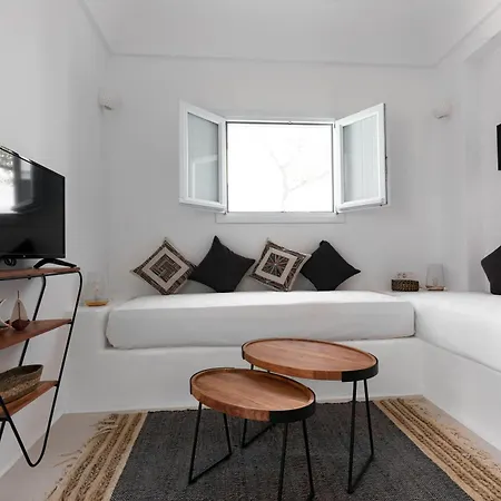 Eirini - Emporio - Santorini *